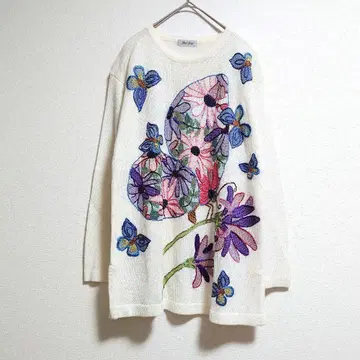 b 쇼와 레트로 자수 비즈 꽃무늬 나비 빈티지 니트 상의 화이트