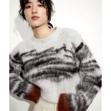 오카피 숏 니트 풀오버