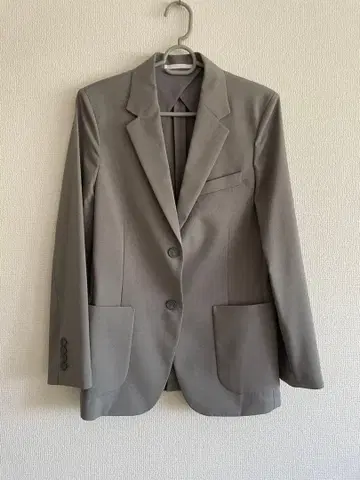 UNIQLO 감동 자켓 릴랙스핏