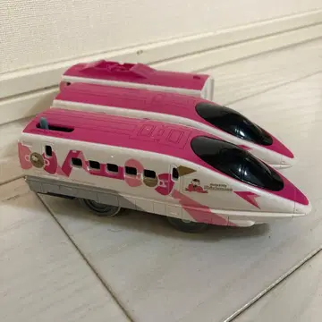 헬로키티 신칸센 2량 세트