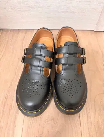 닥터마틴 여성용 로퍼 블랙