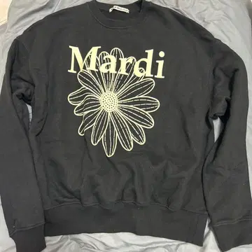 Mandi 블랙 꽃무늬 맨투맨