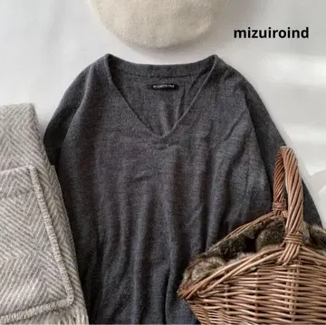 5231* 미즈이로 인드 V넥 울 혼방 니트 튜닉