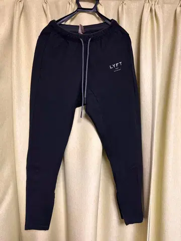LYFT 블랙 조거 팬츠 L 사이즈