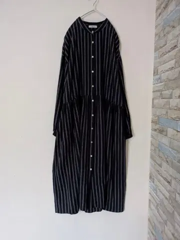 네이비 스트라이프 버튼 원피스