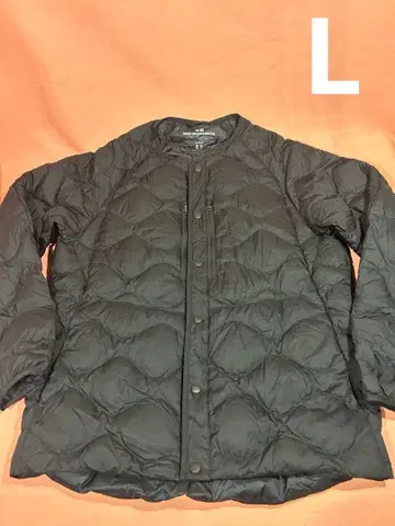 유니클로 화이트 마운티니어링 울트라 라이트 다운 자켓 블랙 L