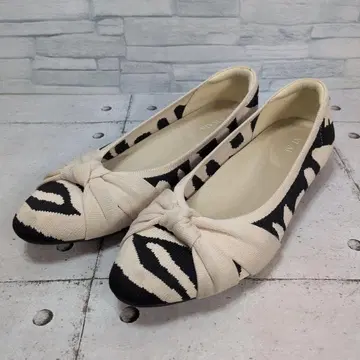 VIVAIA 아몬드 토 리본 플랫슈즈