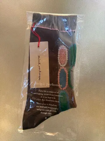 미개봉 새상품 미나 페르호넨 양말 tarte 쓰구전 다크 그레이