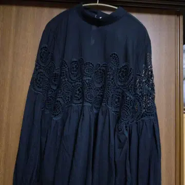 새상품 바나나리퍼블릭 레이스 블라우스