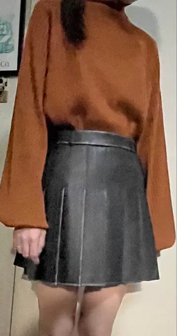 le cercle par rope' 브라운 스웨터