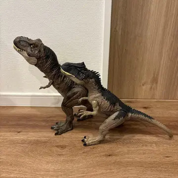 마텔 티라노사우루스 알로사우루스 쥬라기 월드