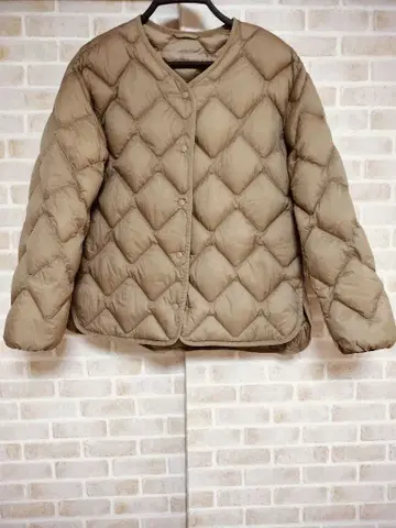 유니클로 울트라 라이트 다운 릴랙스 자켓 M