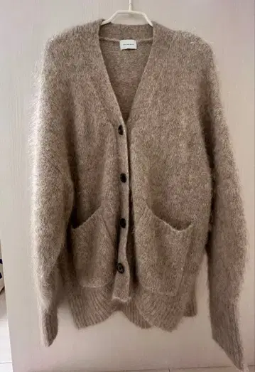 green label relaxing 알파카 샤기 V넥 가디건