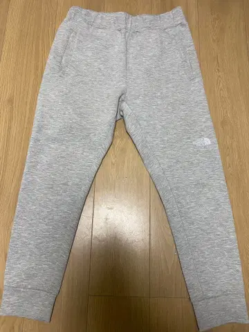 THE NORTH FACE 그레이 스웨트 팬츠