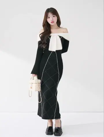 다리치 신상 리본 스티치 니트 롱 원피스