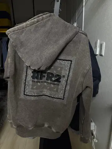 FR2 후드티 acid wash