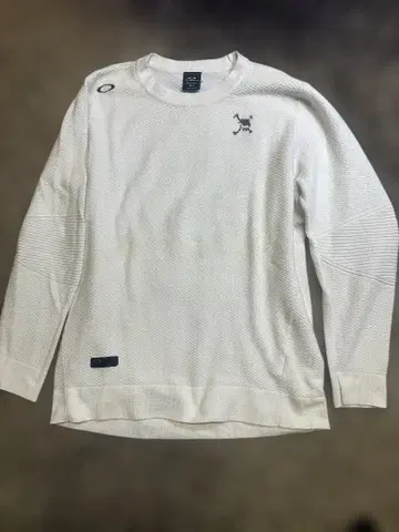 OAKLEY 퍼포먼스 핏 스웨터 XL 화이트 보온성