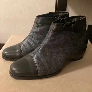 토키미 리본 포함 그레이 부티