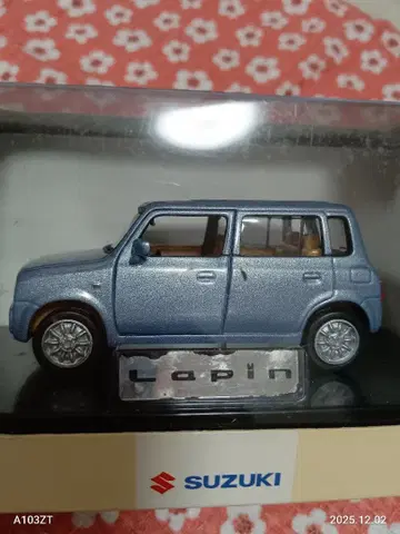 스즈키 라팡 1/43 스케일 파랑