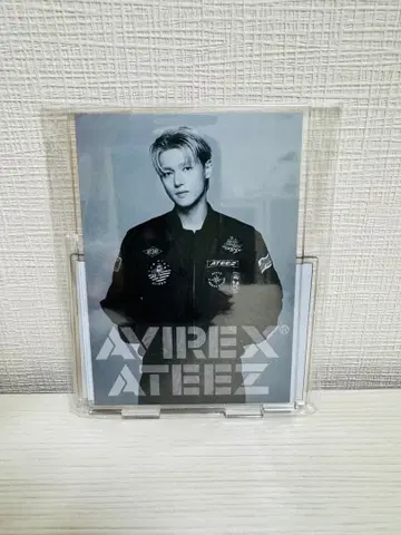 AVIREX ATEEZ 아크릴 스탠드 우영