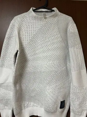 아디다스 남성용 올 패턴 자카드 긴팔 모크넥 스웨터 L 사이즈