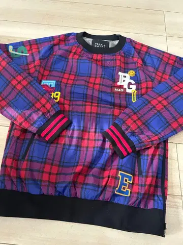 컬러풀 체크 무늬 자켓과 블랙 풀 지퍼 자켓 세트