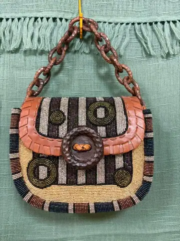 마스다 아스카 MASUDA ASUKA 비즈 핸드백