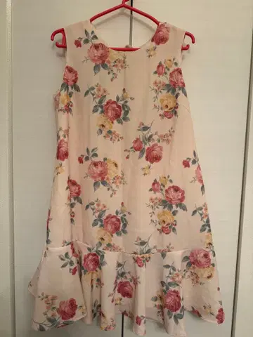 LIZ LISA 플라워 프린트 슬리브리스 원피스