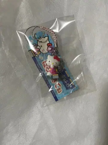 헬로키티 발족탕 스트랩