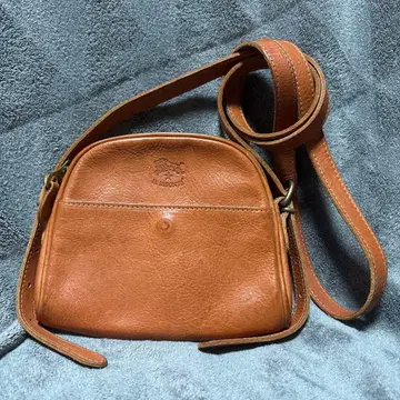 ILBISONTE 일비종떼 숄더백 이탈리아제