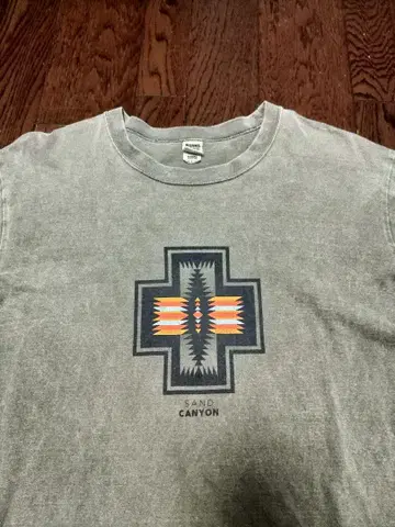 BARNS 긴팔 T L 네이티브 무늬 피그먼트 염색