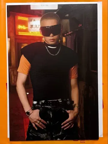 TJBB 사토 히나타 HINATA 타워 레코드 패널