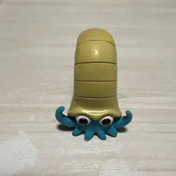 몬코레 옴나이트 초기