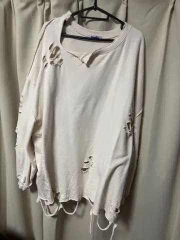 인기 데미지 맨투맨 트레이닝복 사이즈 4 PUNYUS 푸뉴즈