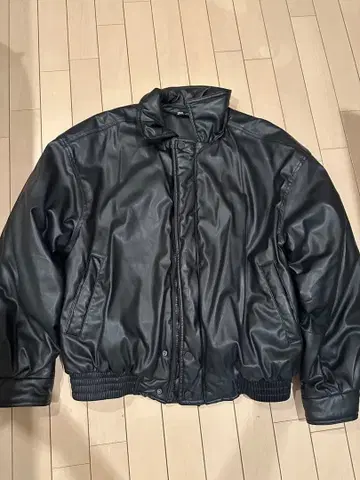 ZARA 인조 가죽 봄버 자켓
