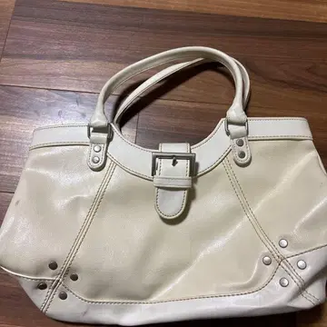 화이트 핸드백 합성 피혁