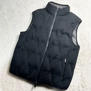 ARMANI EXCHANGE 다이아몬드 퀼팅 다운 베스트