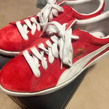 Puma 스웨이드 레드 스니커즈