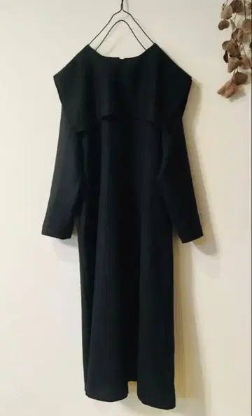 핸드메이드 린넨 세일러 카라 원피스 블랙