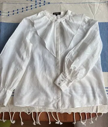 폴 스튜어트 프릴 장식 화이트 셔츠 긴팔 M 사이즈 상당 면, 실크