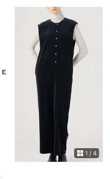 [ Tomorrowland ] 맥피 다크 네이비 슬리브리스 살로펫