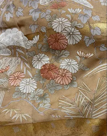 베이지 꽃무늬 호몬기 금박 장식 기장 152 화장 64