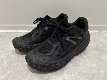 통굽 스니커즈 디펜더 블랙