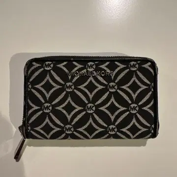 Michael Kors 모노그램 코인 케이스