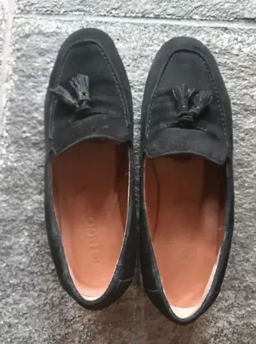 블랙 태슬 로퍼 35