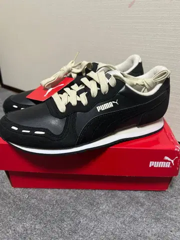새상품 PUMA CABANA 블랙 23.5