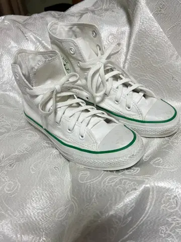 새상품급 CONVERSE 하이컷 스니커즈 화이트/그린