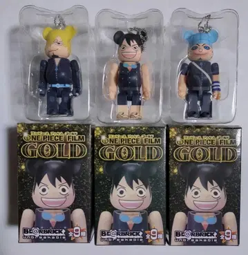 베어브릭 원피스 필름 골드 3체 세트
