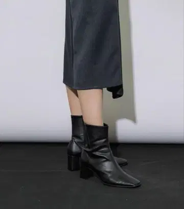 UNITED TOKYO 스퀘어 숏부츠 블랙 2