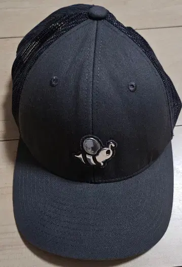 8YARDS 메쉬 캡 그레이